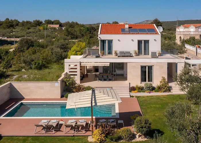 Domino Holiday home *