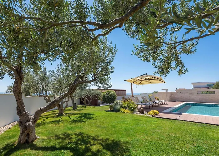 Domino Holiday home *