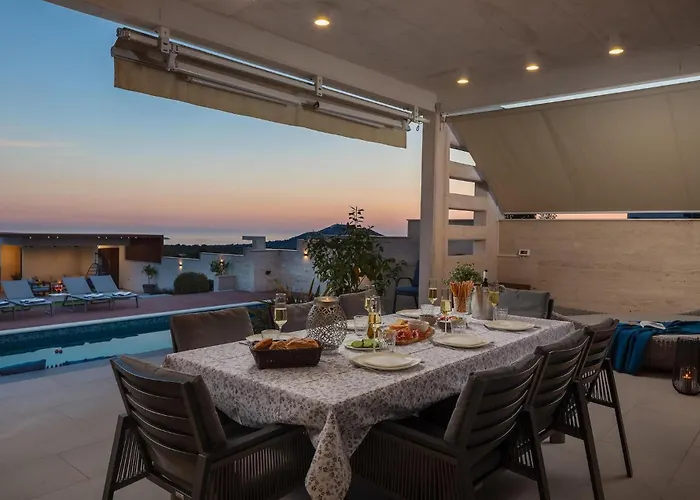 Domino Holiday home *